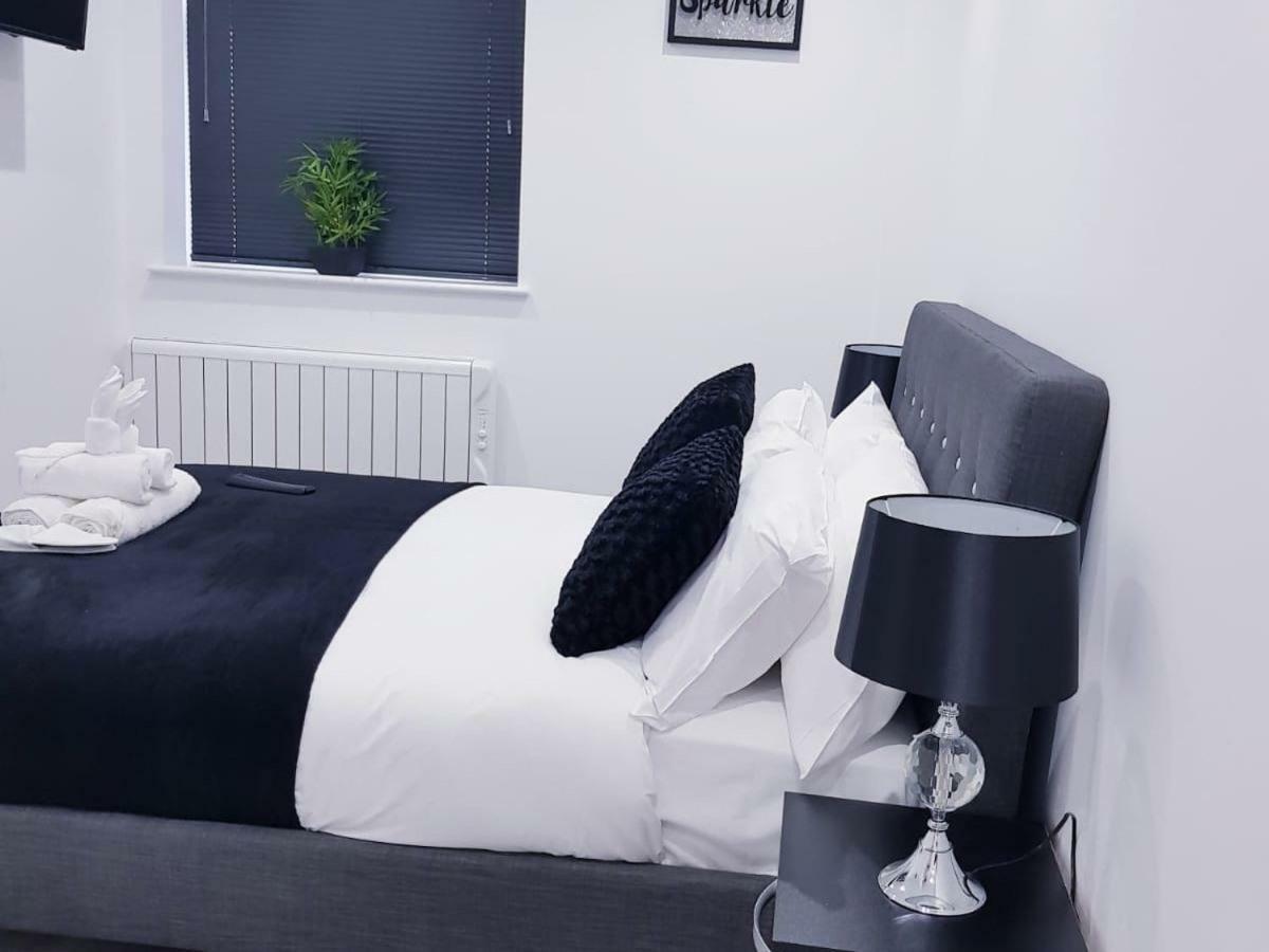 لايستر Z Home Apartments الغرفة الصورة